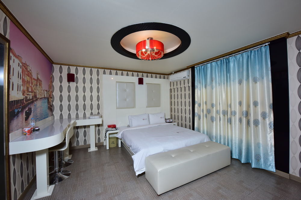 Gwangju Queen Hotel Gwangju Metropolitan City Екстериор снимка
