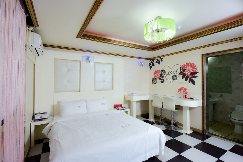 Gwangju Queen Hotel Gwangju Metropolitan City Екстериор снимка