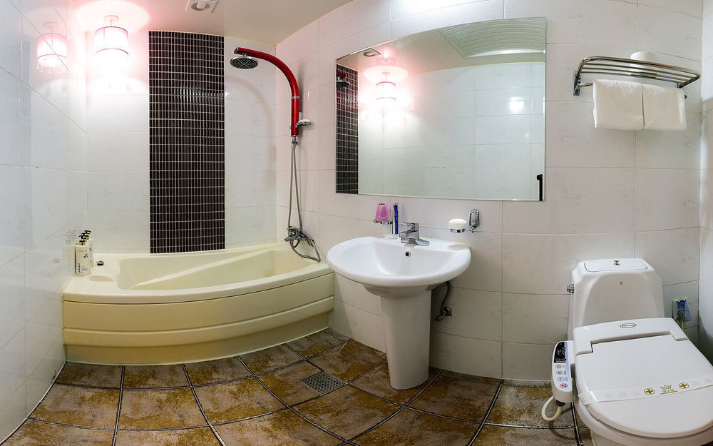 Gwangju Queen Hotel Gwangju Metropolitan City Екстериор снимка