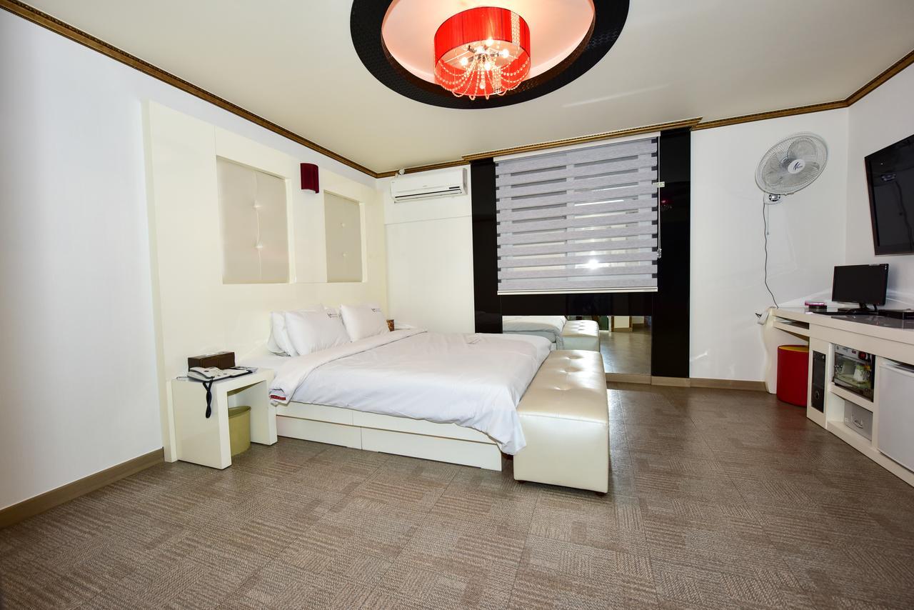 Gwangju Queen Hotel Gwangju Metropolitan City Екстериор снимка